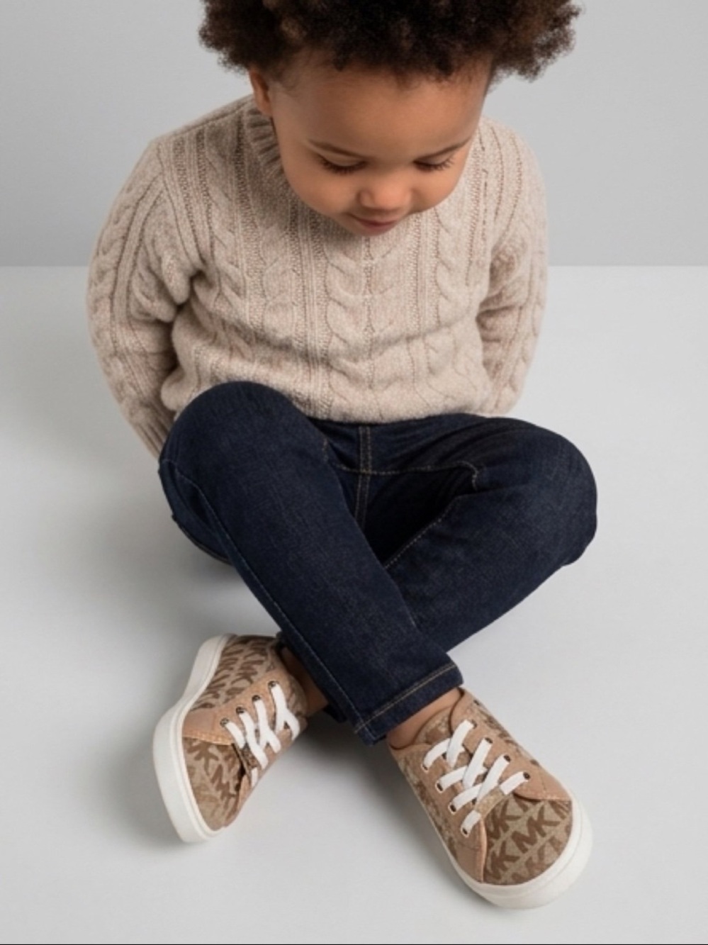 Michael Kors Shoes Little kid 5 Castella Low Top  Unisex Sneakers Tan/Brown Logo